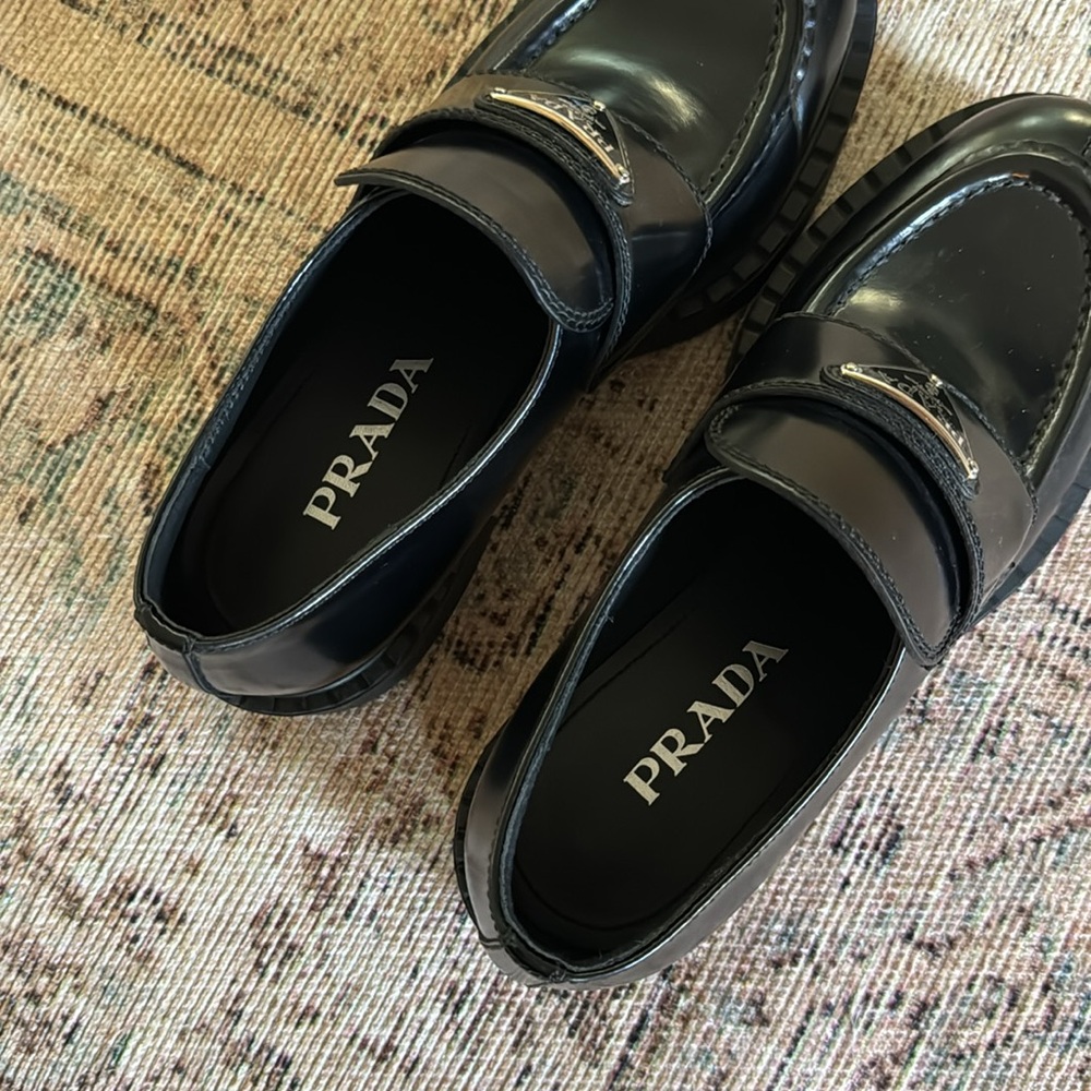 Prada Leather Oxfords - Picture 4 of 7